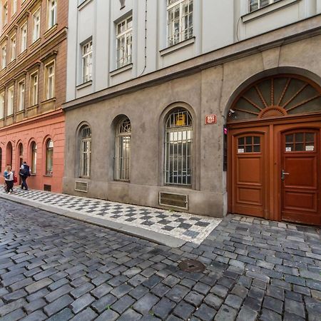 Rose Antique Apartment Prague Exterior photo